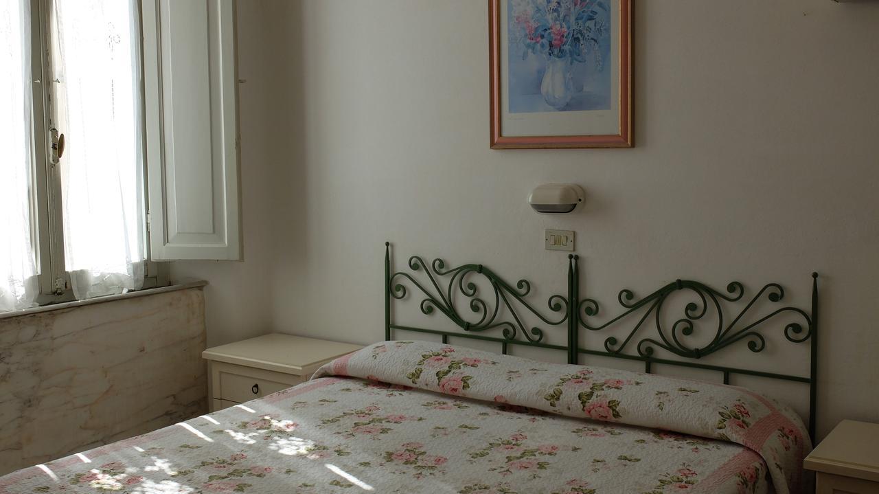 Villa La Fonte Marina di Pietrasanta Chambre photo